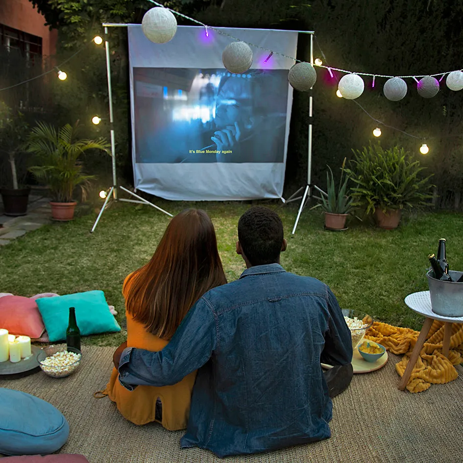 4K Ultra HD Outdoor Cinema Projector