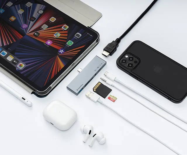 SwitchEasy SwitchDrive 6 in 1 USB-C Hub